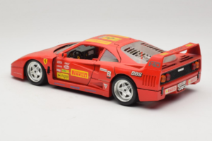 Ferrari F40 Pirelli BBS Červený Bburago 1:18 3032-P4 Kov – obrázok 7 z 8