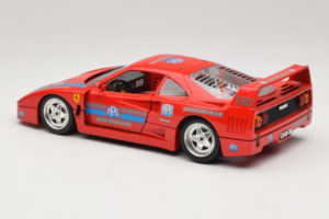 Ferrari F40 PPG Auto Refinish Červený Bburago 1:18 3332-P1 Kov – obrázok 7 z 8