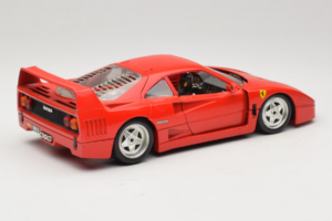 Ferrari F40 Červený Diamond Edition Bburago 1:18 3022-P1 Kov – obrázok 3 z 8
