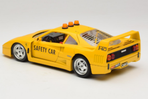 Ferrari F40 Safety Car Žltý Bburago 1:18 3032-Y2 Kov – obrázok 7 z 8