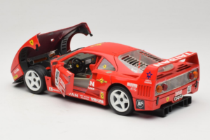 Ferrari F40 #40 T. Ohta / A. Reid Taisan Červený 1987 Bburago 1:18 3022-T1 Kov – obrázok 5 z 8