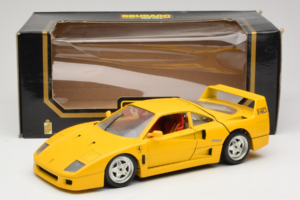 Ferrari F40 Žltý Bburago 1:18 3032-Y1 Kov – obrázok 8 z 8