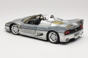 Ferrari F50 Kabriolet Chrome Silver Limitovaná Edícia Hot Wheels 1:18 25741 Kov – obrázok 7 z 8