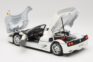 Ferrari F50 Kabriolet Biely Bburago 1:18 3352-W1 Kov – obrázok 5 z 8