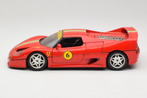 Ferrari F50 Coupe #6 Červený s Talianskou Vlajkou Bburago 1:18 3382-P1 Kov – obrázok 4 z 8
