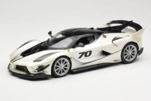 Ferrari FXX-K Evo #70 Biely Bburago 1:18 18-16012 Kov