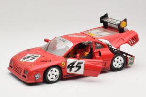 Ferrari 288 GTO Evoluzione #45 Červený Revell 1:18 48820 Kov – obrázok 2 z 8