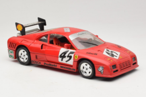 Ferrari 288 GTO Evoluzione #45 Červený Revell 1:18 48820 Kov – obrázok 6 z 8