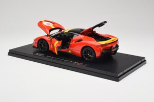 Ferrari SF90 Stradale #50 24 Hours of Le Mans 2024 Bburago 1:18 18-16035 Kov – obrázok 5 z 9