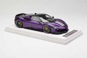 Ferrari SF90 Stradale Novitec Purple Metallic IVY 1:18 REMC021 Živica – obrázok 4 z 7