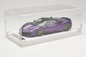 Ferrari SF90 Stradale Novitec Purple Metallic IVY 1:18 REMC021 Živica – obrázok 6 z 7