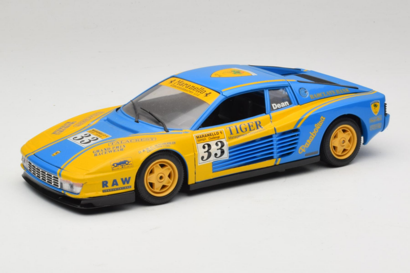 Ferrari Testarossa Bburago 1:18 7019 Kov