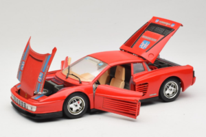 Ferrari Testarossa PPG Auto Refinish Červený Bburago 1:18 3039-P3 Kov – obrázok 2 z 8