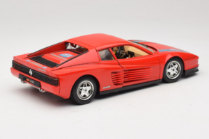 Ferrari Testarossa PPG Auto Refinish Červený Bburago 1:18 3039-P3 Kov – obrázok 3 z 8