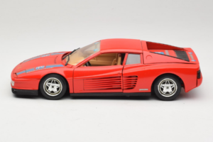 Ferrari Testarossa PPG Auto Refinish Červený Bburago 1:18 3039-P3 Kov – obrázok 4 z 8