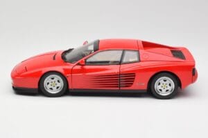 Ferrari Testarossa Červený Kyosho 1:18 08422R Kov – obrázok 4 z 8
