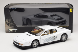 Ferrari Testarossa Biely Miami Vice Hot Wheels 1:18 P9904 Kov – obrázok 6 z 6