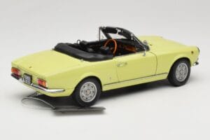 Fiat 124 Spider BS1 Žltý Sun Star 1:18 4921 Kov – obrázok 3 z 8