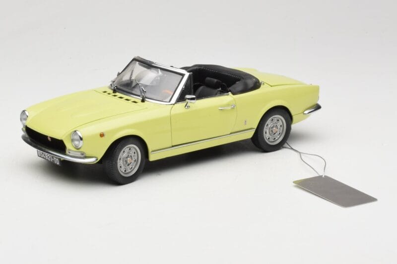 Fiat 124 Spider BS1 Žltý Sun Star 1:18 4921 Kov