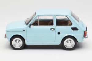 Fiat 126 Svetlomodrý MCG 1:18 MCG18415 Kov – obrázok 3 z 6