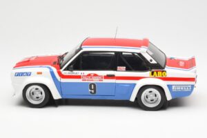 Fiat 131 Abarth Fiat France #9 J-C. Andruet / C. Delferrier Winner Rally Sanremo 1977 Kyosho 1:18 08375A Kov – obrázok 4 z 8