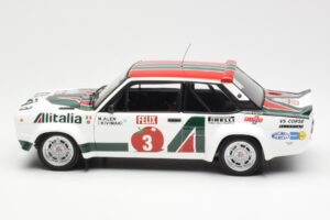 Fiat 131 Abarth #3 M. Alen / I. Kivimaki Winner Rally 1000 Lakes 1980 Kyosho 1:18 08376H Kov – obrázok 4 z 8