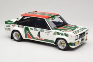 Fiat 131 Abarth #5 M. Alen / I. Kivimaki Rally Portugal 1978 Otto 1:12 G093 Živica – obrázok 4 z 6