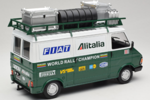 Fiat 242 Alitalia Rally Team Assistance With Trailer 1978 IXO 1:18 18CMC027WX Kov – obrázok 3 z 7