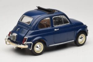 Fiat 500 L Modrý Bburago 1:18 3327 Kov – obrázok 3 z 8