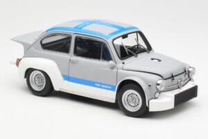 Fiat Abarth 1000 TCR Matná Šedá Modré Pruhy AUTOart 1:18 72642 Kov – obrázok 6 z 8