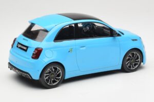 Abarth 500e Modrý IXO 1:18 MCG18499 Kov – obrázok 2 z 6