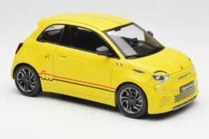 Abarth 500e Žltý IXO 1:18 MCG18498 Kov – obrázok 4 z 6