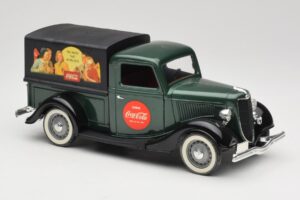 Ford Bache Coca-Cola Solido 1:18 9513 Kov – obrázok 6 z 8