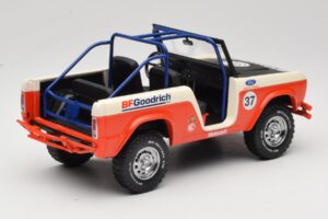 Ford Bronco Baja #37 1966 GreenLight 1:18 19037 Kov – obrázok 2 z 6