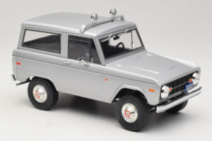 Ford Bronco Speed Movie GreenLight 1:18 19074 Kov – obrázok 5 z 7