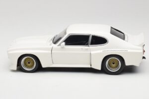 Ford Capri Mk1 RS 3100 Biely Minichamps 1:18 183748003-R1 Kov – obrázok 4 z 8