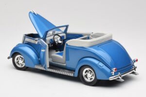 Ford Kabriolet Modrý Road Signature 1:18 92238 Kov – obrázok 5 z 8
