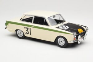 Ford Cortina Lotus #31 J. Ickx / G. Staepelaere Marathon de la Route 1966 MCG 1:18 MCG18436R Kov – obrázok 4 z 6