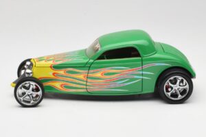 Ford Coupe Zelený s Ohňom Road Signature 1:18 30109 Kov – obrázok 4 z 8
