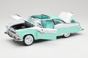 Ford Crown Victoria Seafoam Zelený & Biely Road Legends 1:18 92138 Kov – obrázok 2 z 7