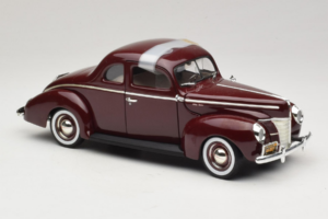 Ford Deluxe Coupe Tmavočervený ERTL 1:18 7936 Kov