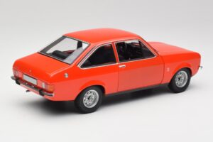 Ford Escort Mk2 Signal Orange Minichamps 1:18 150084100 Kov – obrázok 3 z 8