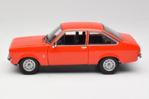 Ford Escort Mk2 Signal Orange Minichamps 1:18 150084100 Kov – obrázok 4 z 8