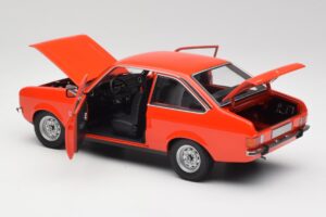Ford Escort Mk2 Signal Orange Minichamps 1:18 150084100 Kov – obrázok 5 z 8