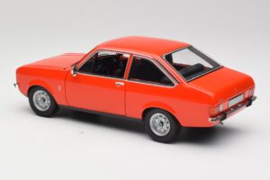 Ford Escort Mk2 Signal Orange Minichamps 1:18 150084100 Kov – obrázok 7 z 8