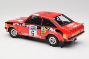 Ford Escort II RS1800 #6 R. Clark / J. Pegg RAC Rally Winner 1976 Minichamps 1:18 100768406 Kov – obrázok 7 z 8
