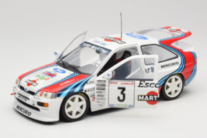 Ford Escort RS Cosworth Martini #3 1000 Miglia 1995 UT Models 1:18 39550 Kov – obrázok 2 z 8