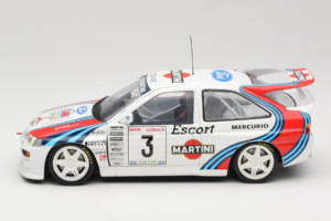 Ford Escort RS Cosworth Martini #3 1000 Miglia 1995 UT Models 1:18 39550 Kov – obrázok 4 z 8
