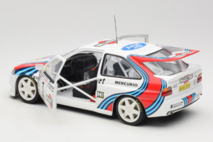 Ford Escort RS Cosworth Martini #3 1000 Miglia 1995 UT Models 1:18 39550 Kov – obrázok 5 z 8