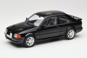 Ford Escort Mk4 RS Turbo S2 Čierny MCG 1:18 MCG18546 Kov
